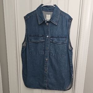 Women's H&M Sleeveless Denim Vest Shirt